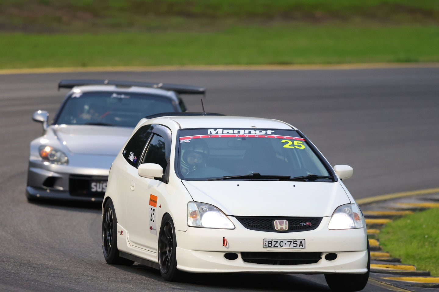 Magnet Race Numbers and Graphics